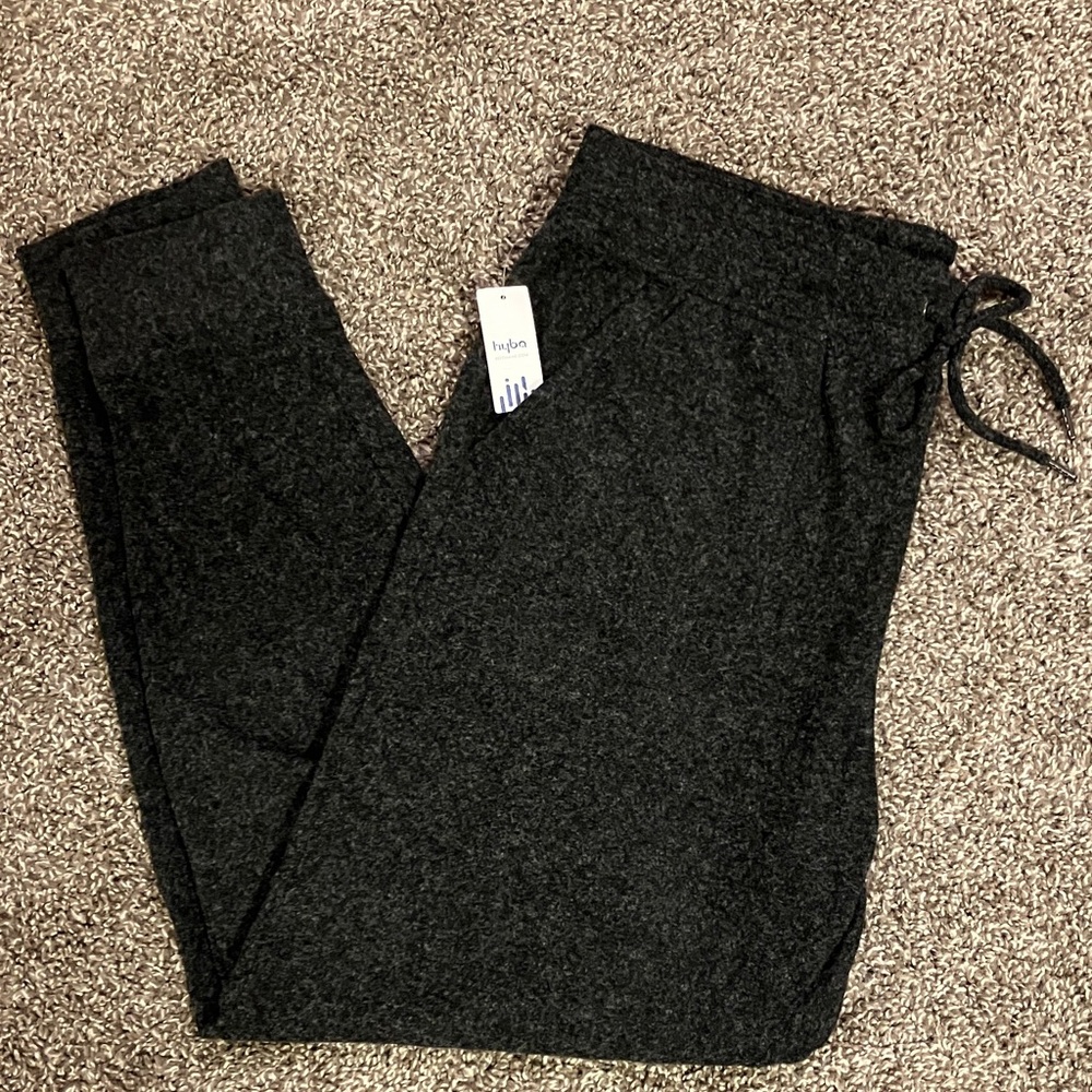 NWT Super Soft Hyba Charcoal Joggers for Women